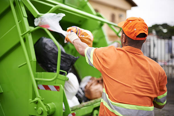 Debris Removal in Tamiami, FL